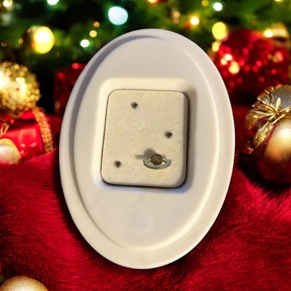 Lenox Celtic Rose music and trinket box - Picture 7 of 8